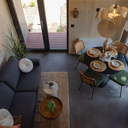 Tinyhouse Dille Met Hottub Holiday home *
