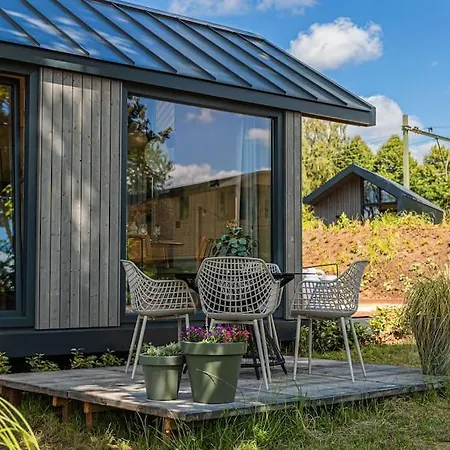 Holiday home Tinyhouse Dille Met Hottub Meerssen